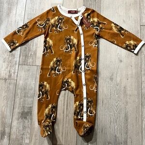 NWT Milkbarn Woolly Mammoth Footie